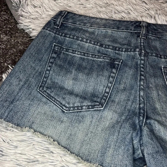 Michael Kors Shorts size 4 - Picture 5 of 13